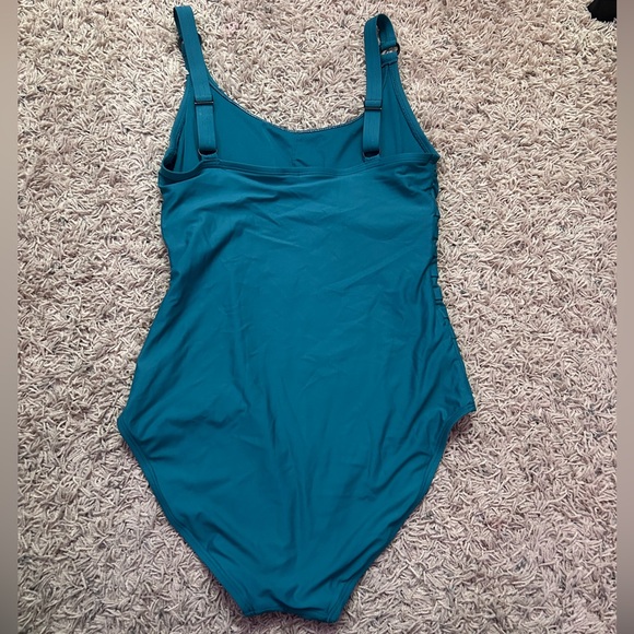 DKNY teal one piece bathing suit w/ built in bra M - Picture 4 of 9